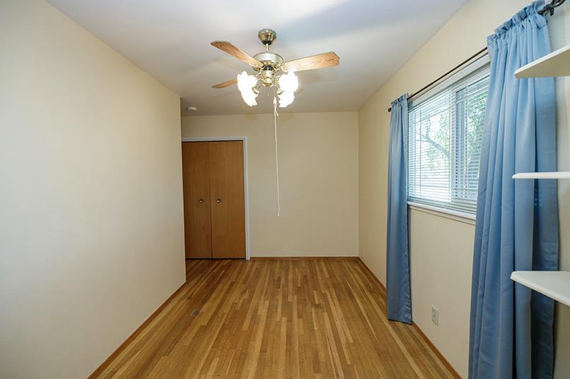1937 Mulberry Way, Hughson, CA 95326