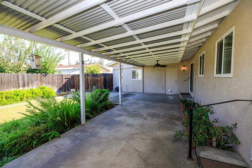 1937 Mulberry Way, Hughson, CA 95326