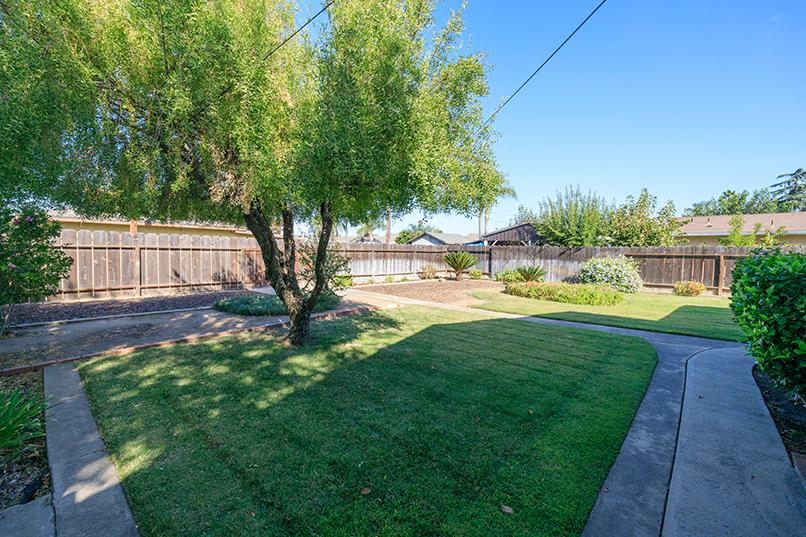 1937 Mulberry Way, Hughson, CA 95326