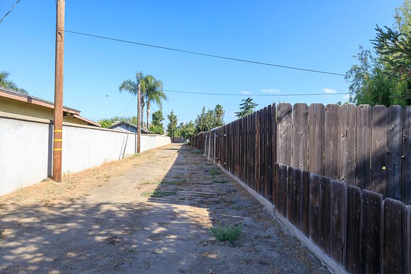 1937 Mulberry Way, Hughson, CA 95326