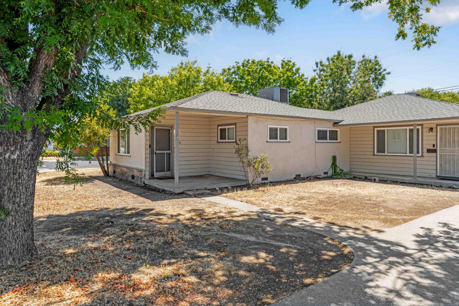 1502 W Orangeburg Ave, Modesto, CA 95350