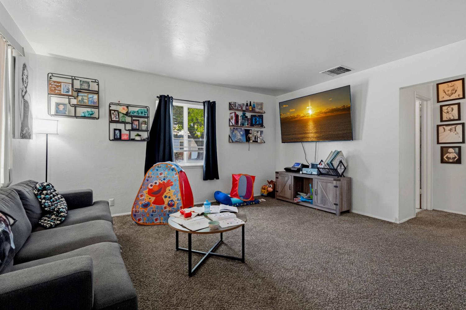 1502 W Orangeburg Ave, Modesto, CA 95350