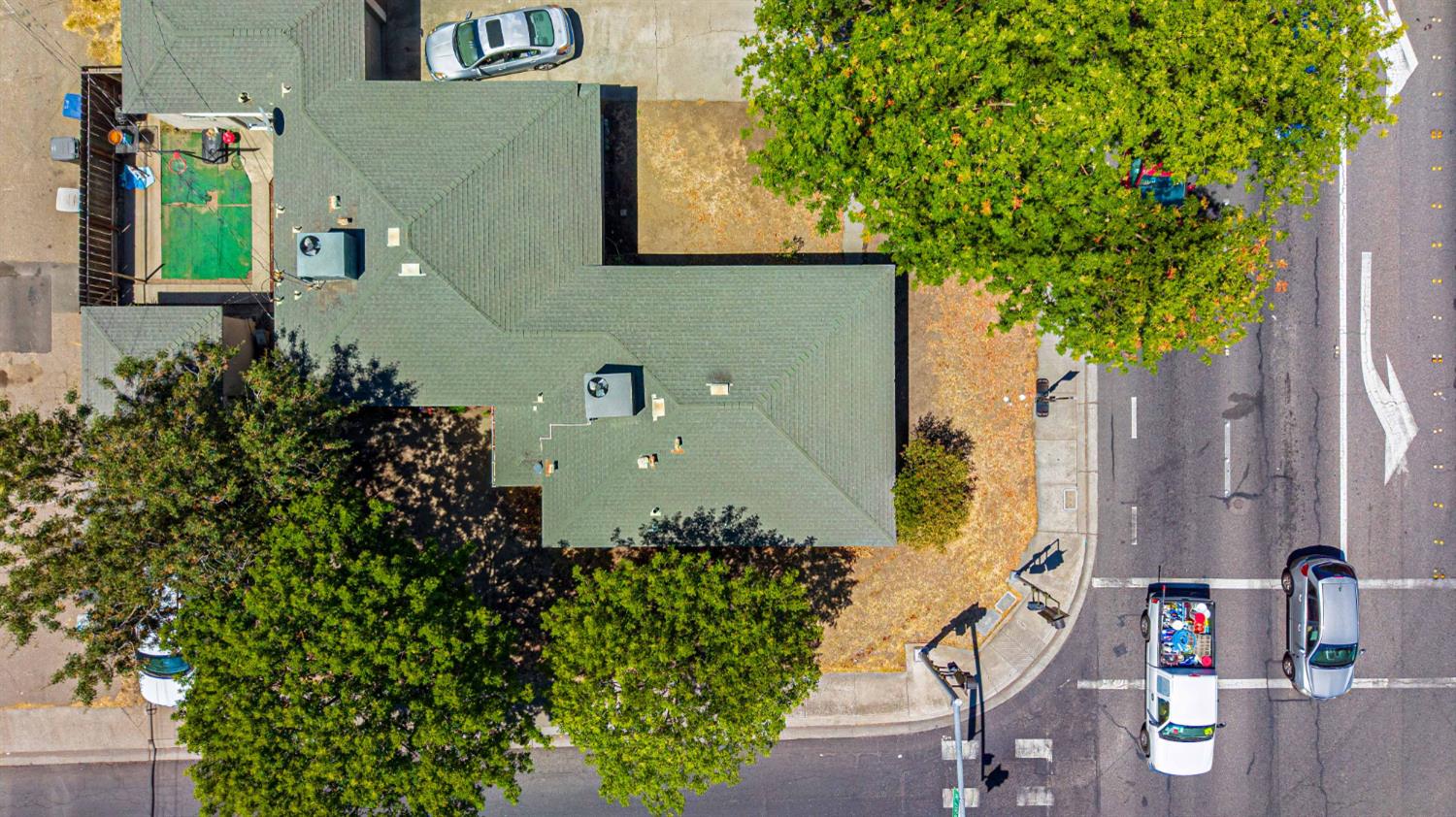 1502 W Orangeburg Ave, Modesto, CA 95350
