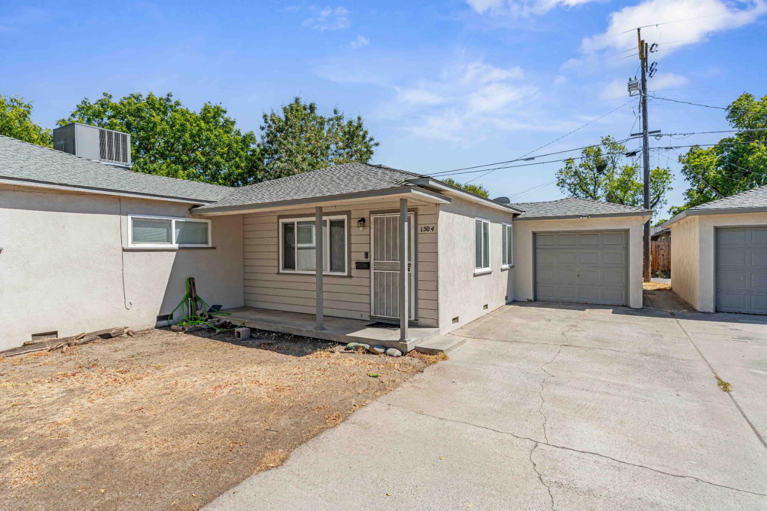 1502 W Orangeburg Ave, Modesto, CA 95350