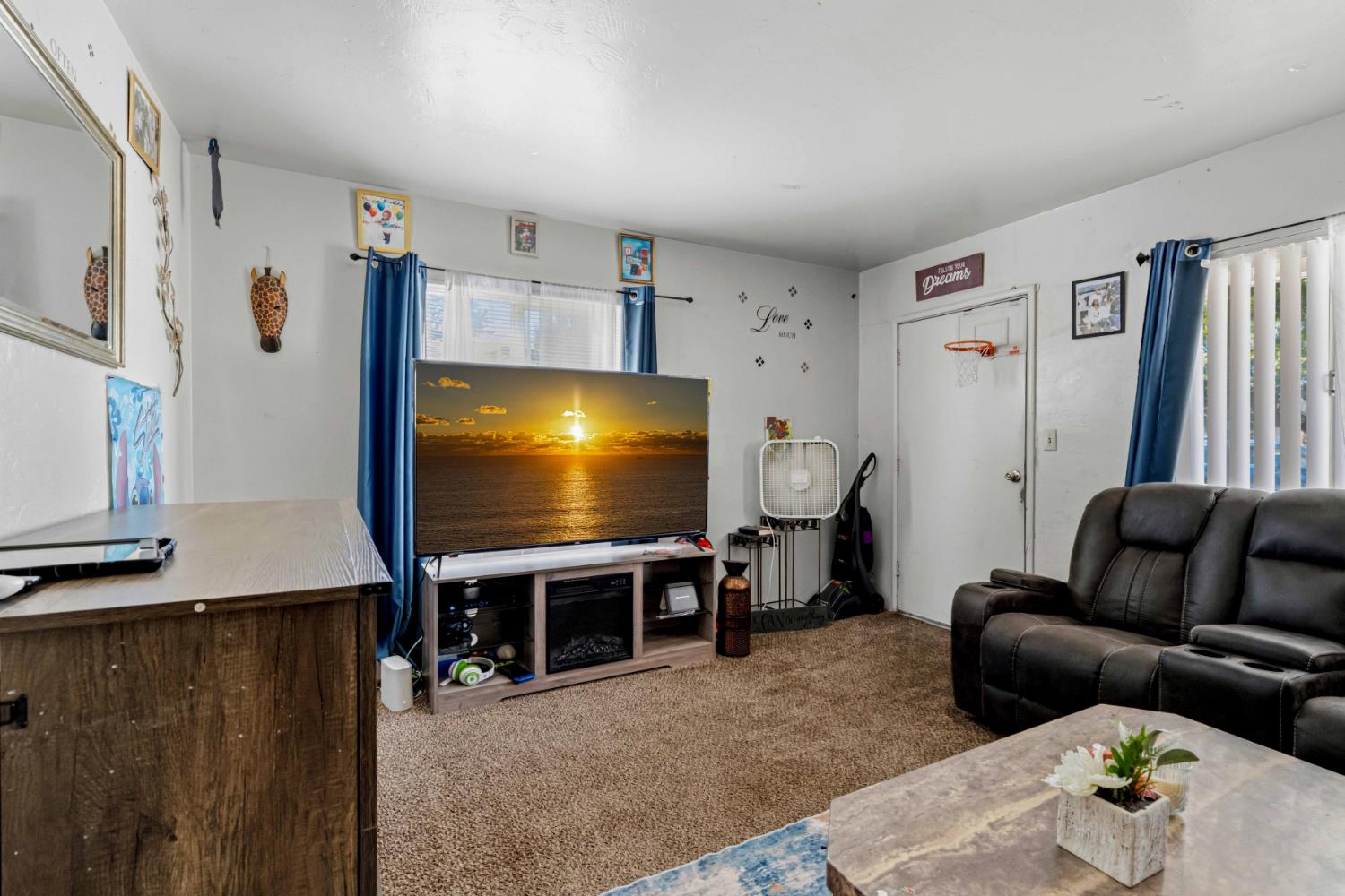 1502 W Orangeburg Ave, Modesto, CA 95350