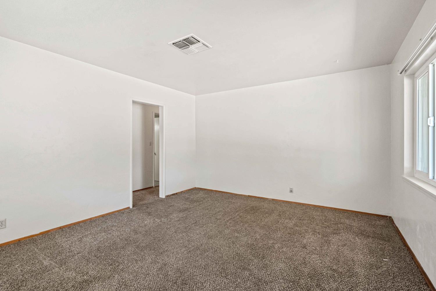 1506 W Orangeburg Ave, Modesto, CA 95350