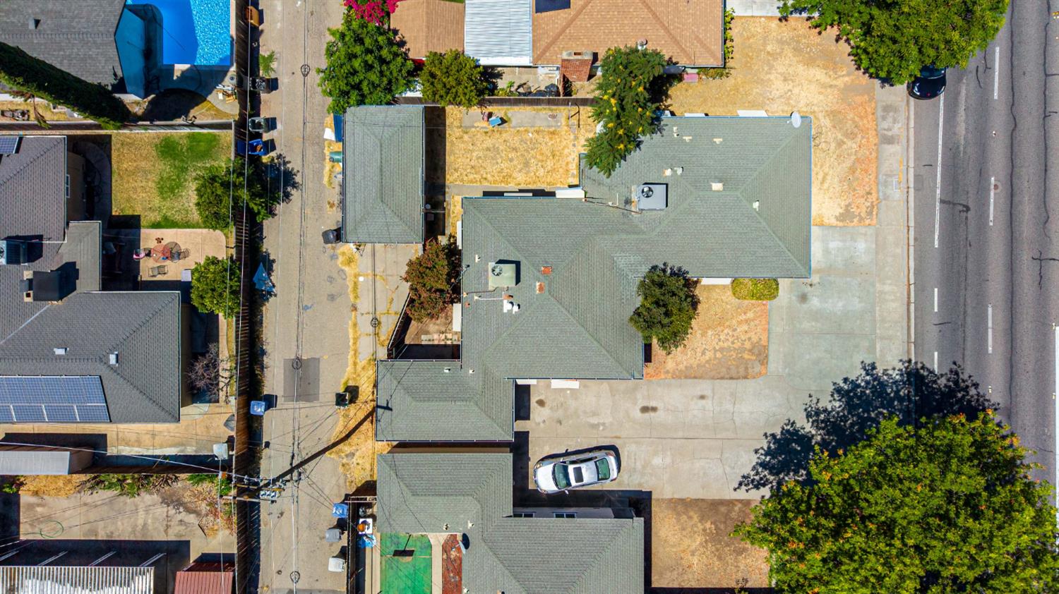 1506 W Orangeburg Ave, Modesto, CA 95350