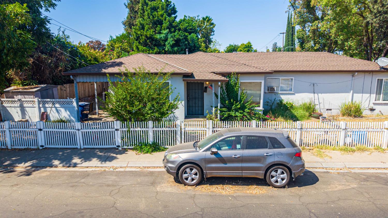 961 El Terino Ave, Modesto, CA 95350