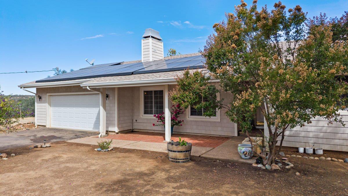 2422 Cheyenne Rd, Copperopolis, CA 95228
