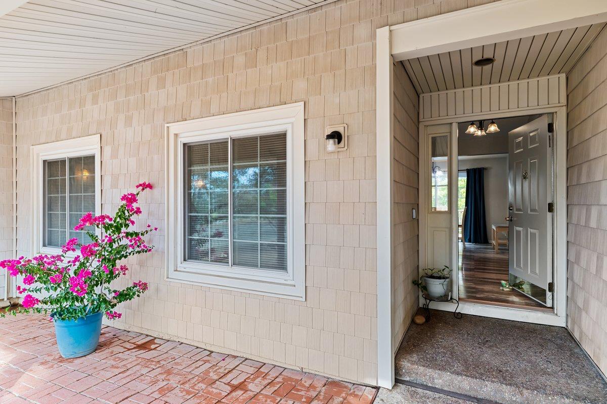 2422 Cheyenne Rd, Copperopolis, CA 95228