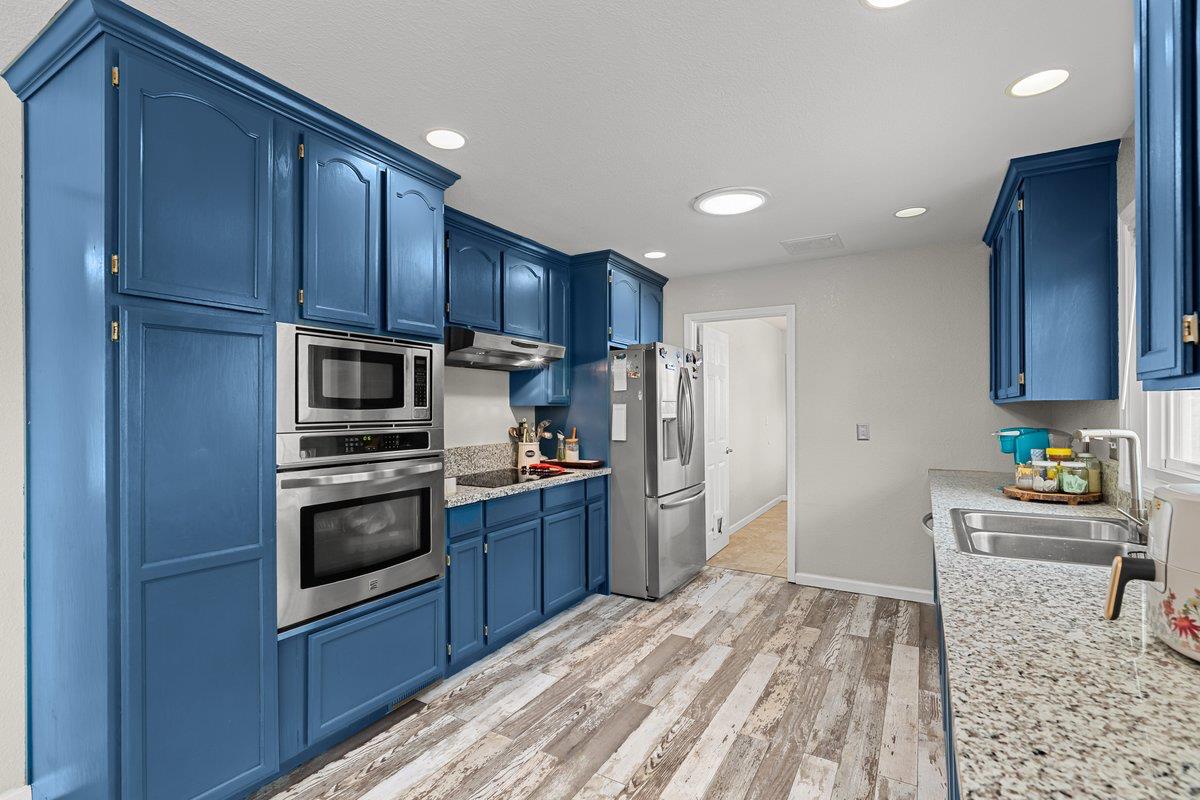 2422 Cheyenne Rd, Copperopolis, CA 95228
