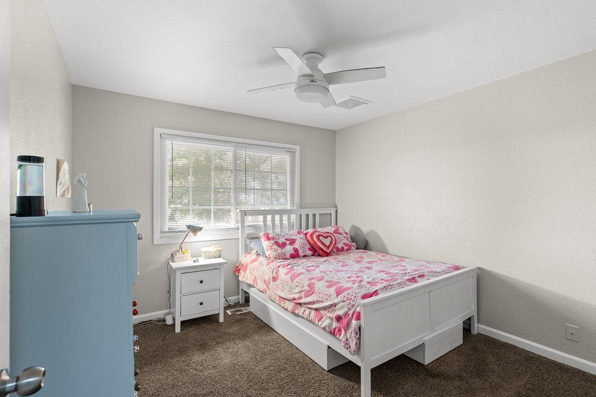 2422 Cheyenne Rd, Copperopolis, CA 95228