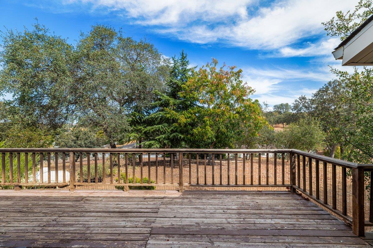 2422 Cheyenne Rd, Copperopolis, CA 95228