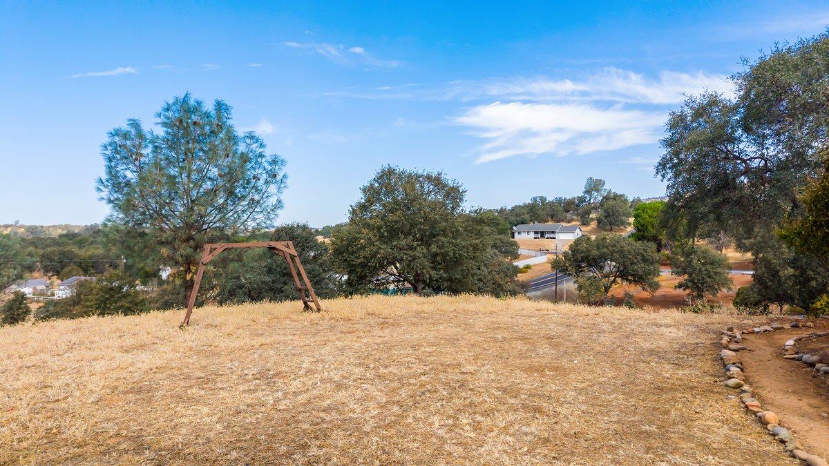 2422 Cheyenne Rd, Copperopolis, CA 95228