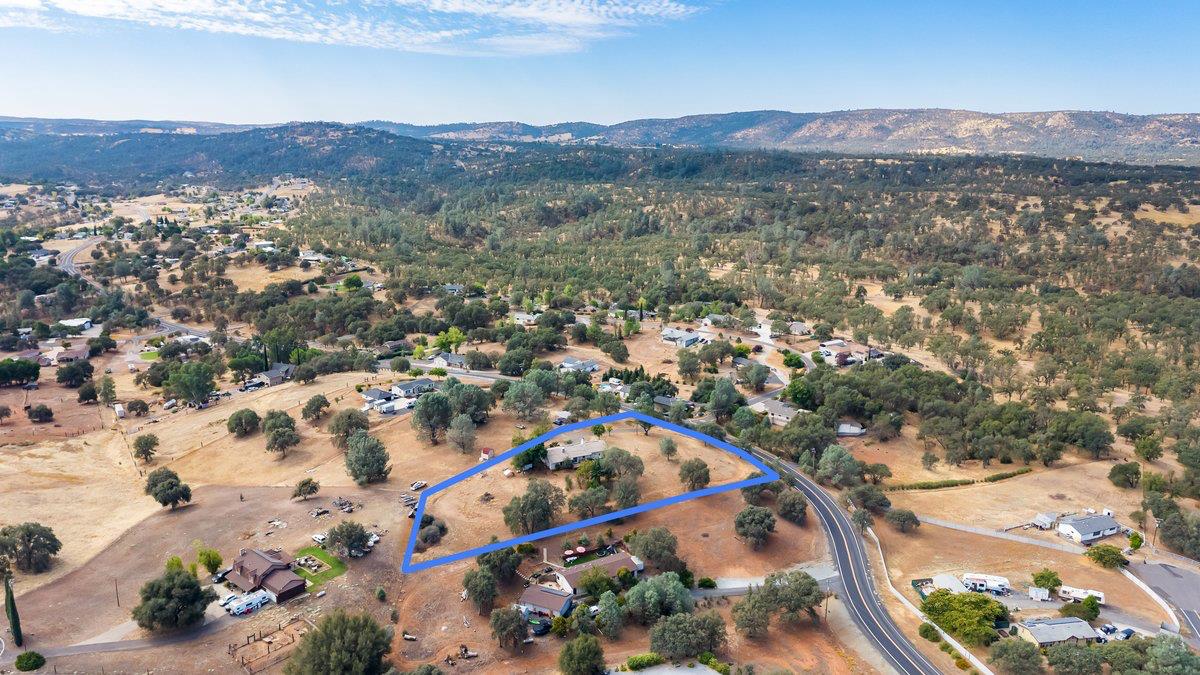 2422 Cheyenne Rd, Copperopolis, CA 95228