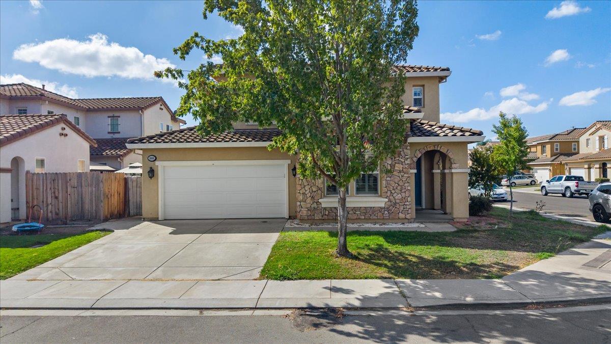 3000 Worchester Way, Modesto, CA 95355