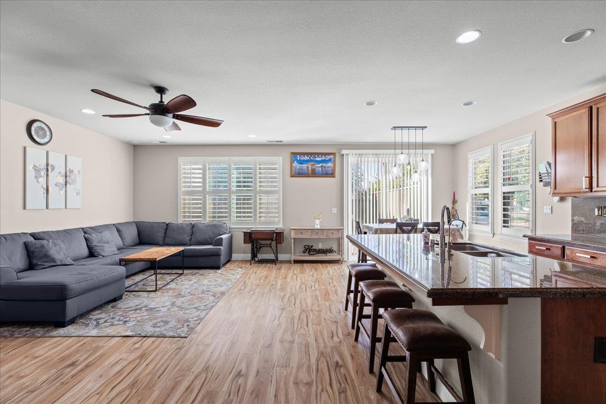 3000 Worchester Way, Modesto, CA 95355