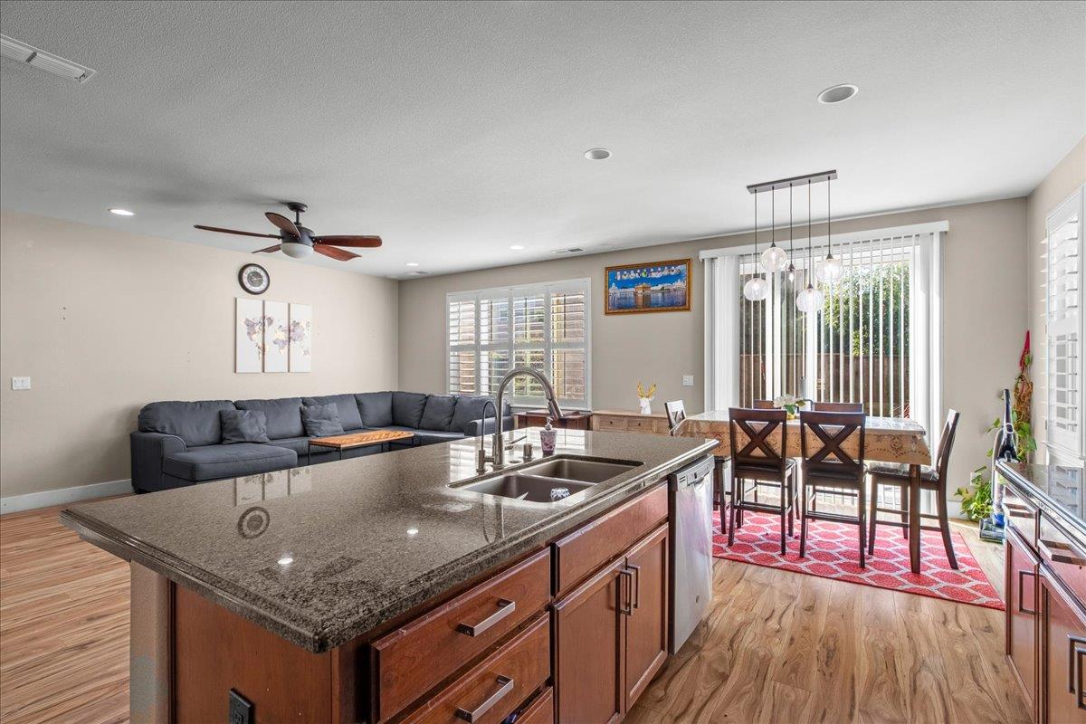 3000 Worchester Way, Modesto, CA 95355