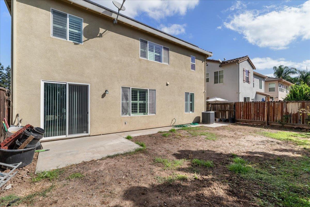 3000 Worchester Way, Modesto, CA 95355