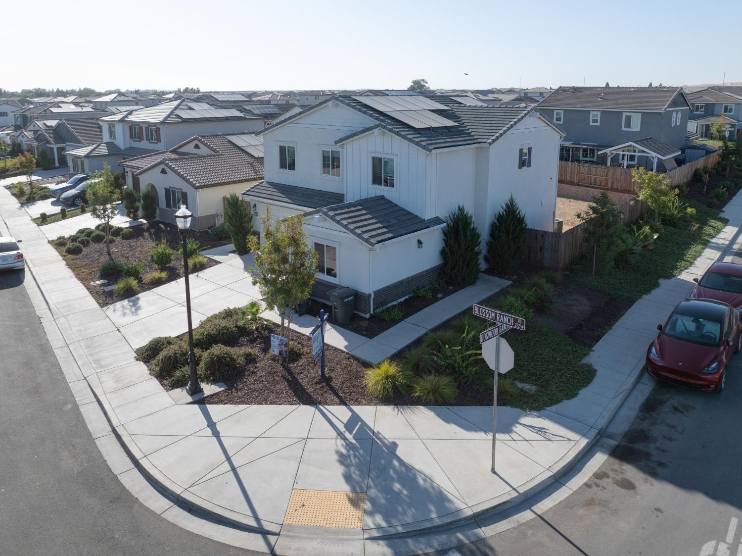 2220 Blossom Ranch Rd, Patterson, CA 95363