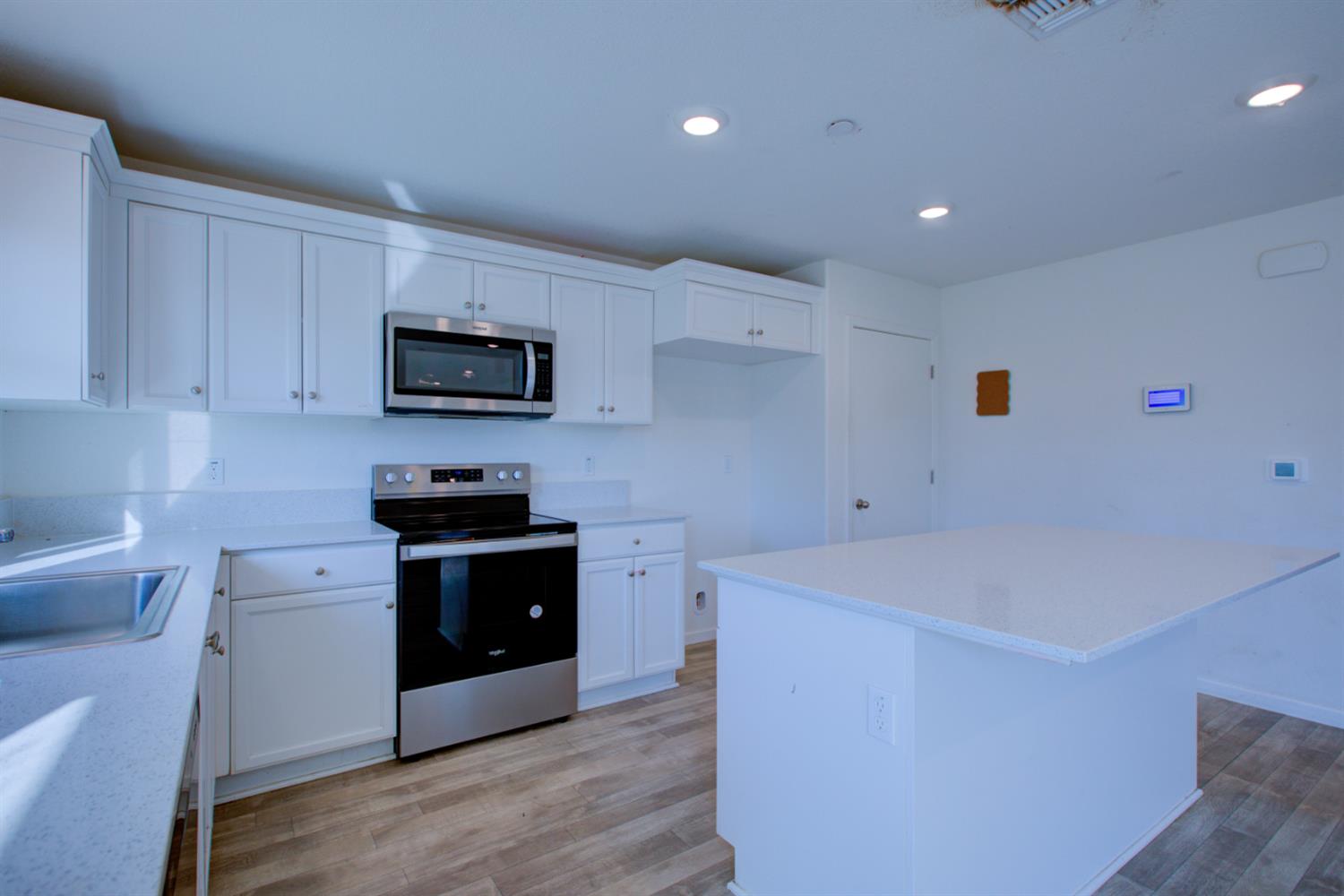 2220 Blossom Ranch Rd, Patterson, CA 95363