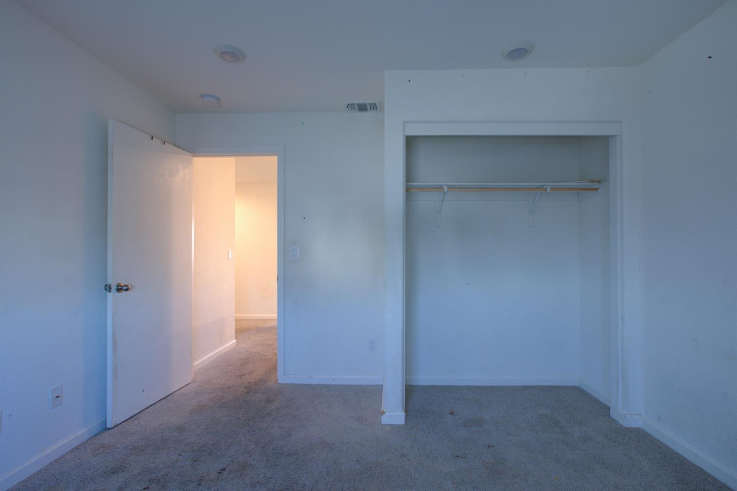 2220 Blossom Ranch Rd, Patterson, CA 95363