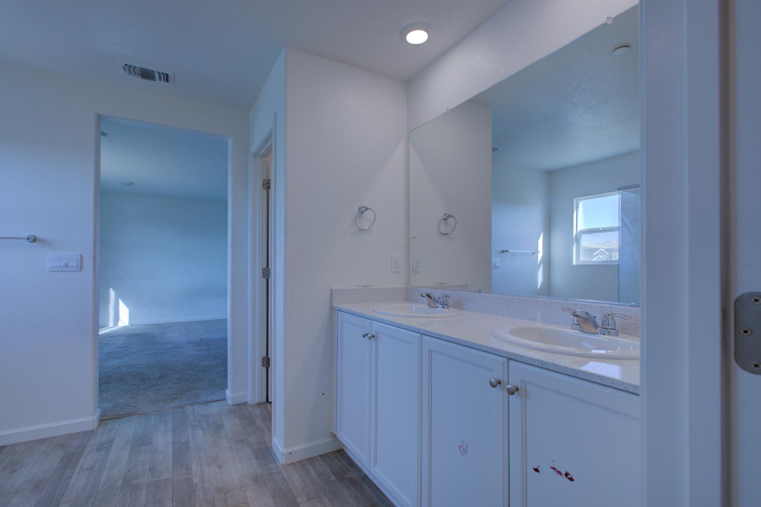 2220 Blossom Ranch Rd, Patterson, CA 95363