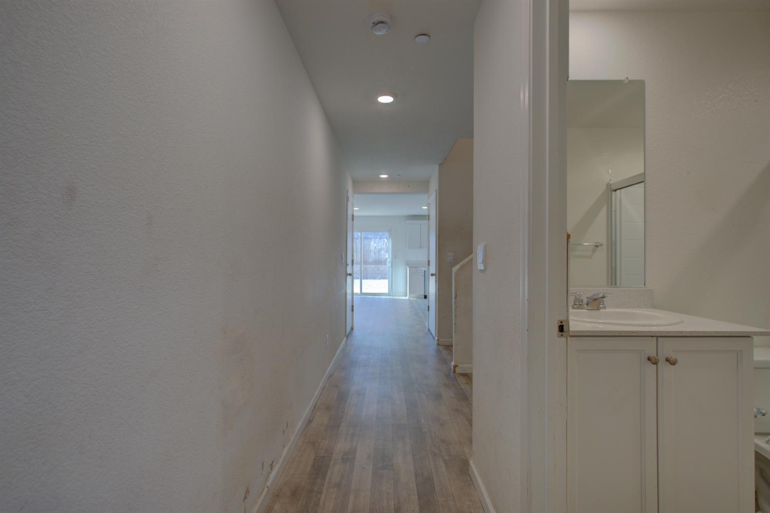 2220 Blossom Ranch Rd, Patterson, CA 95363