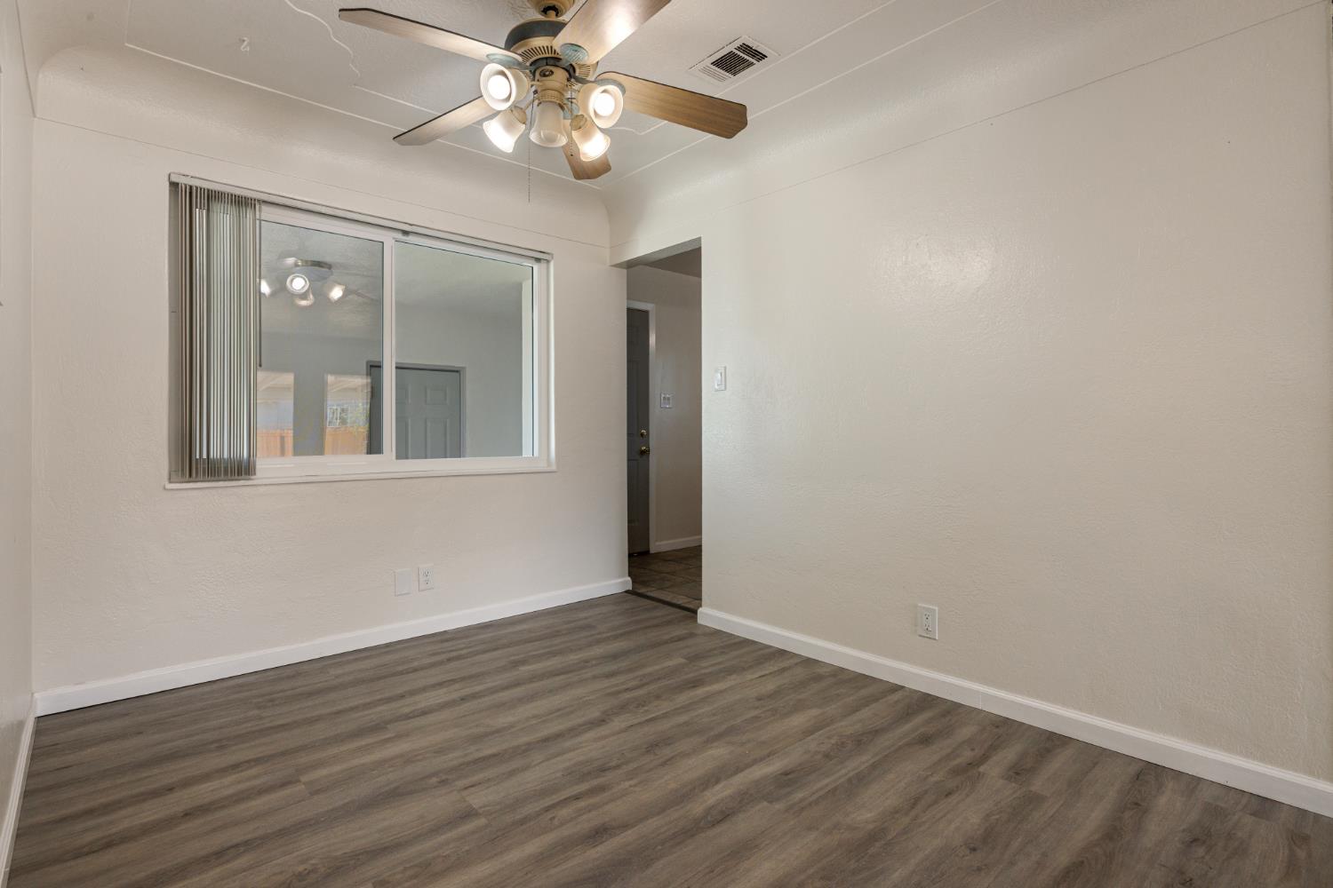 418 Lupton St, Manteca, CA 95337