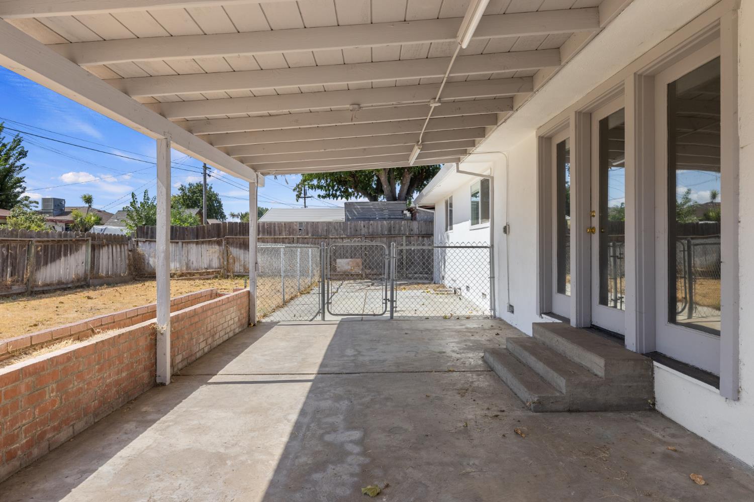 418 Lupton St, Manteca, CA 95337