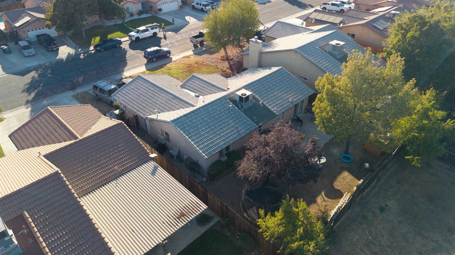 220 Walker Ln, Coalinga, CA 93210