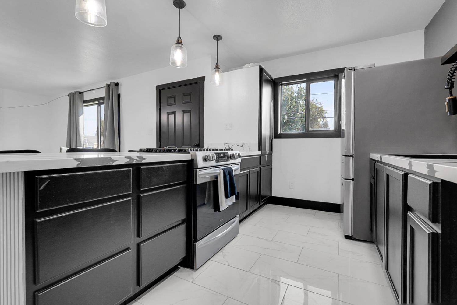 3767 Kentucky Ave, Riverbank, CA 95367