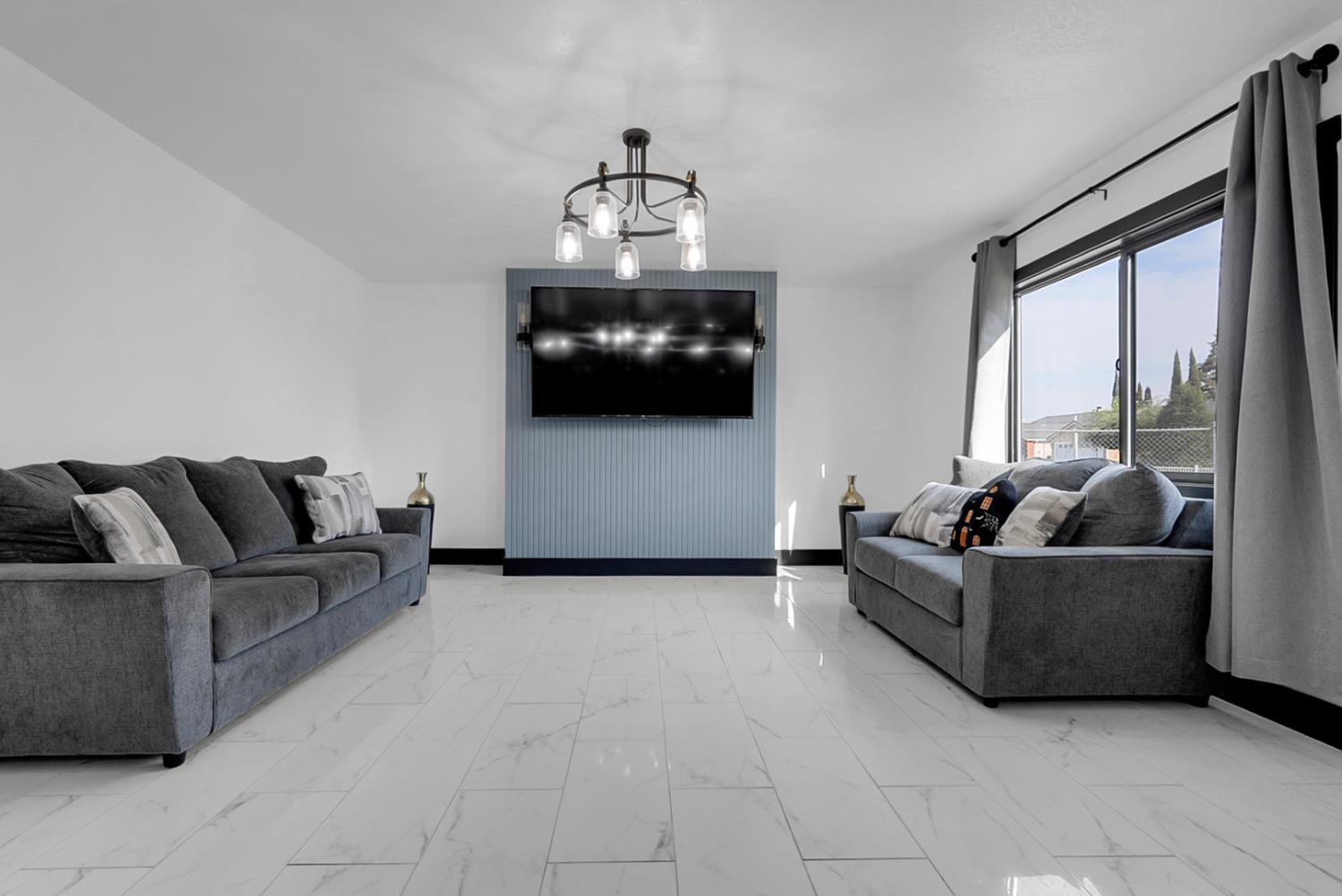 3767 Kentucky Ave, Riverbank, CA 95367