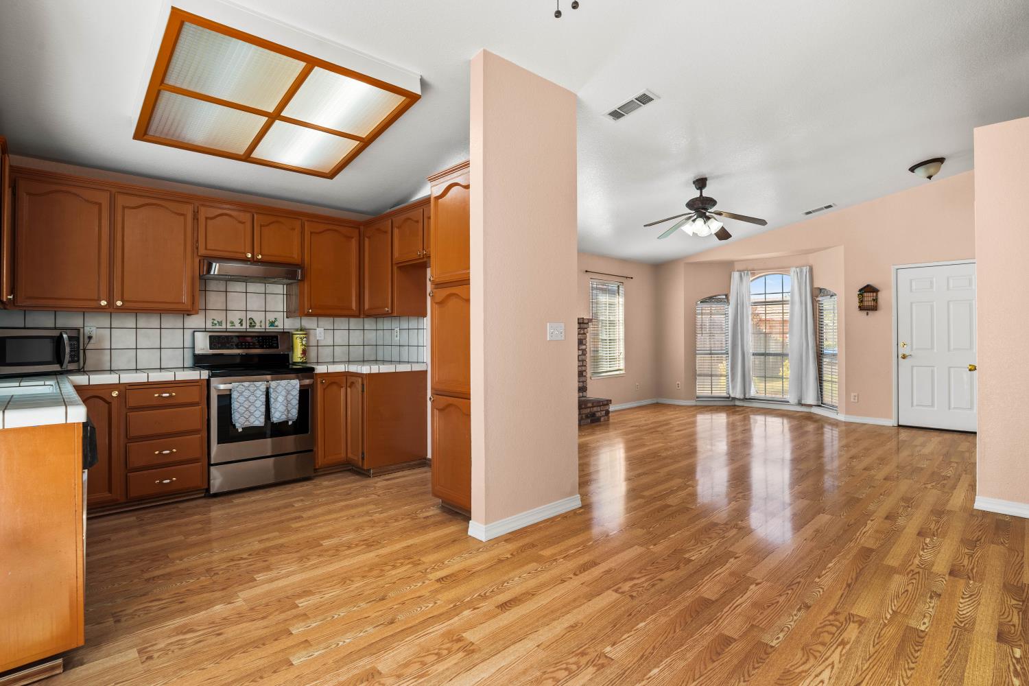 7868 Klint Dr, Hilmar, CA 95324