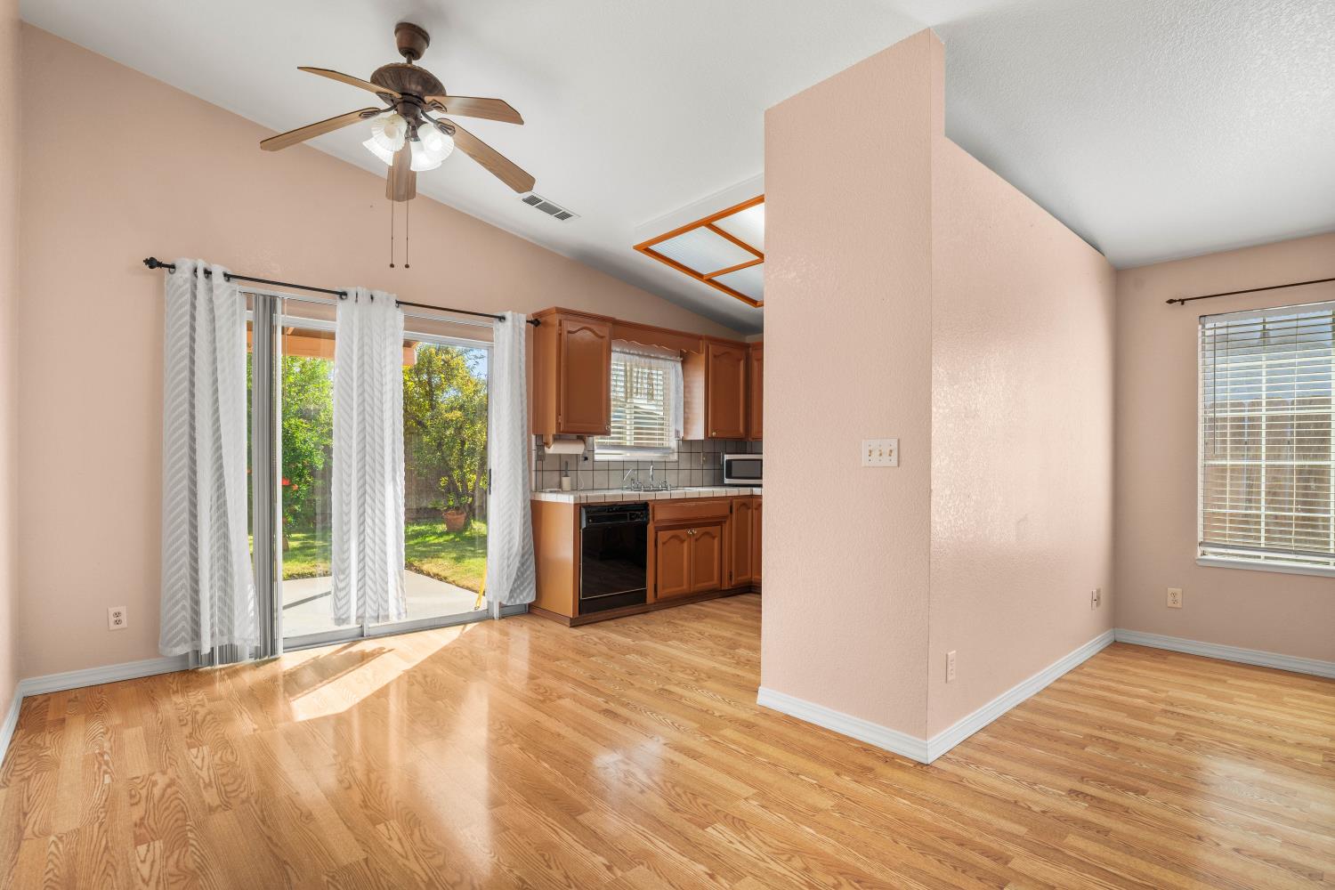7868 Klint Dr, Hilmar, CA 95324