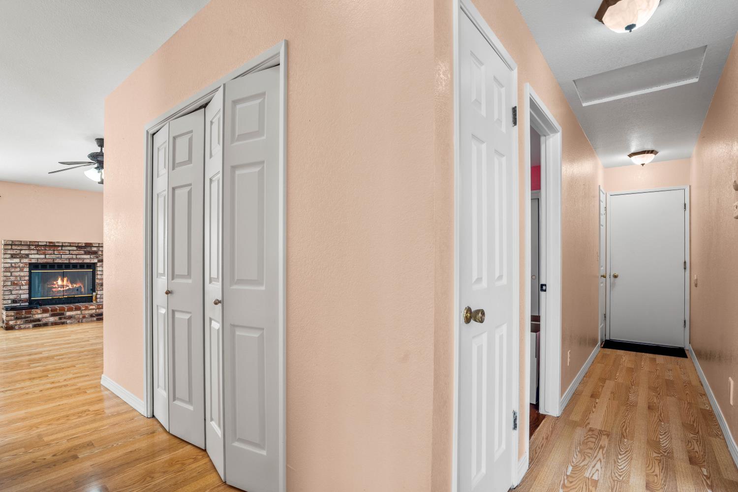 7868 Klint Dr, Hilmar, CA 95324