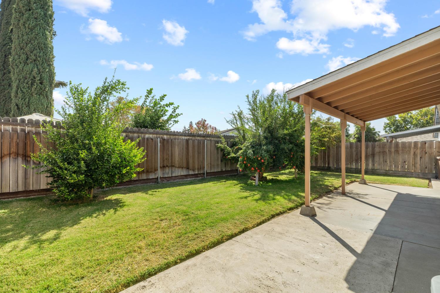 7868 Klint Dr, Hilmar, CA 95324
