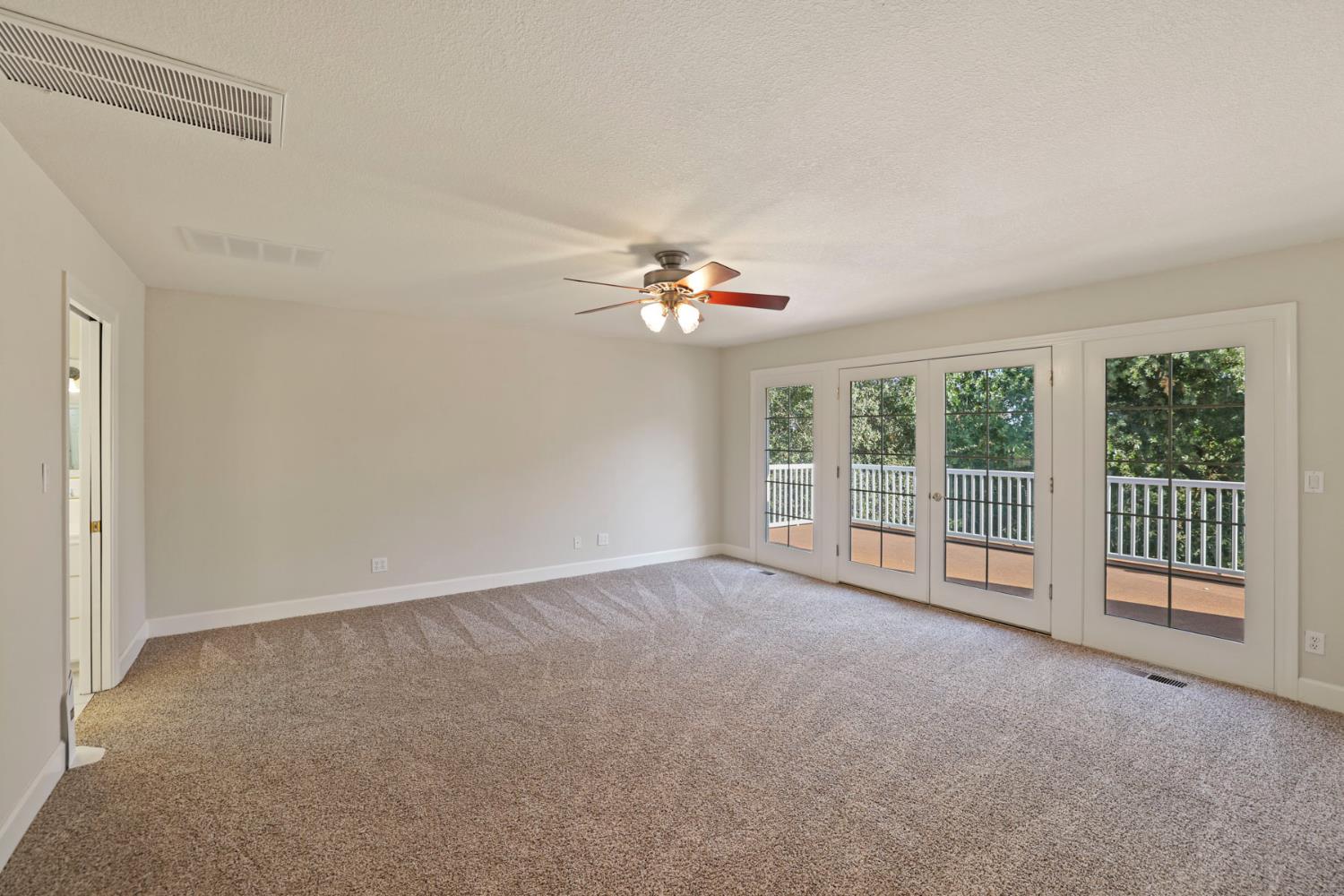 10009 Country Oak Ct, Oakdale, CA 95361