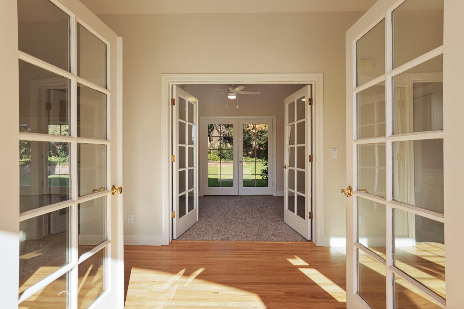 10009 Country Oak Ct, Oakdale, CA 95361