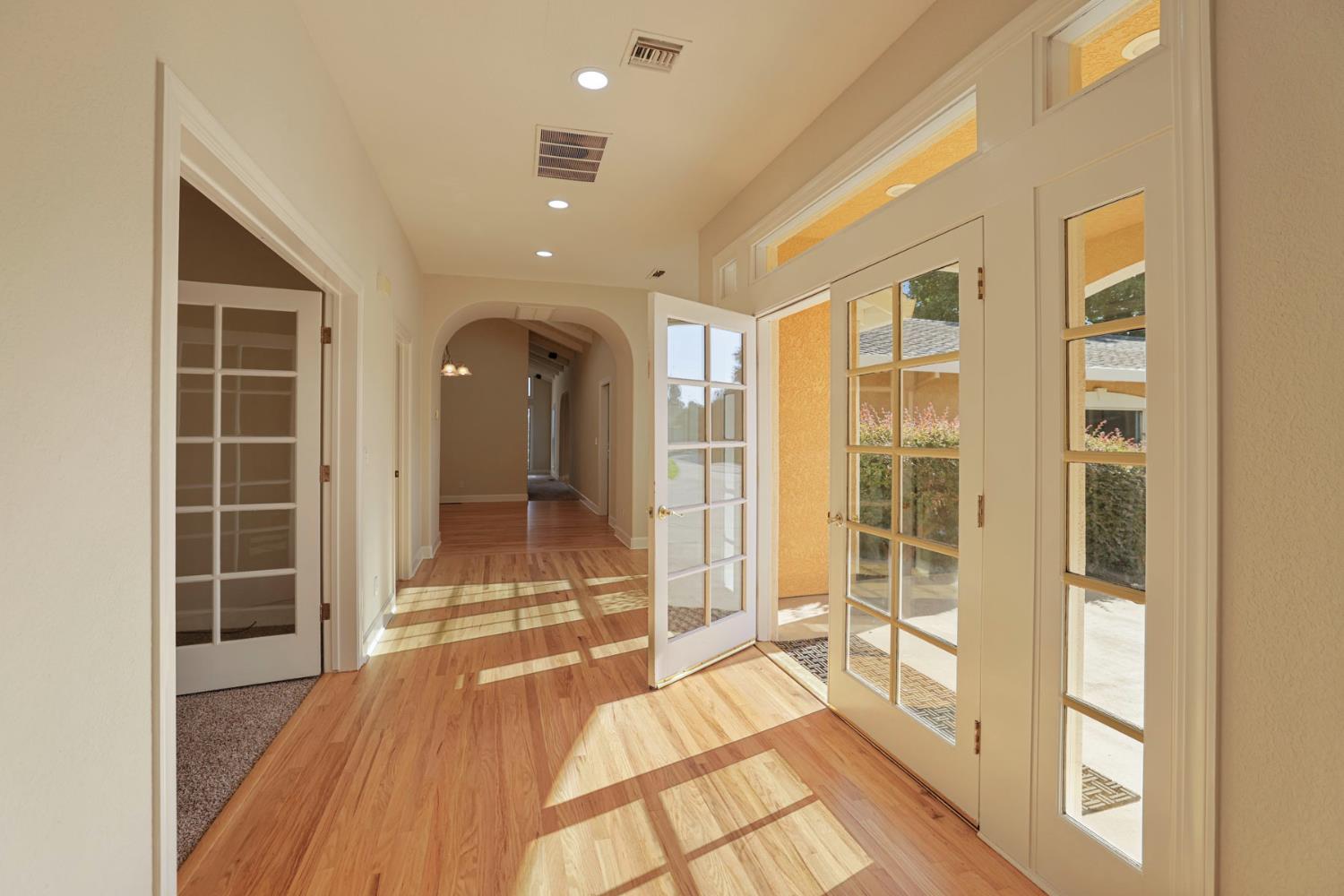 10009 Country Oak Ct, Oakdale, CA 95361