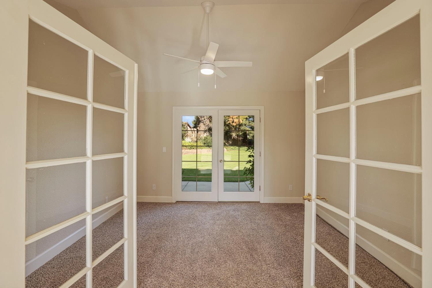 10009 Country Oak Ct, Oakdale, CA 95361