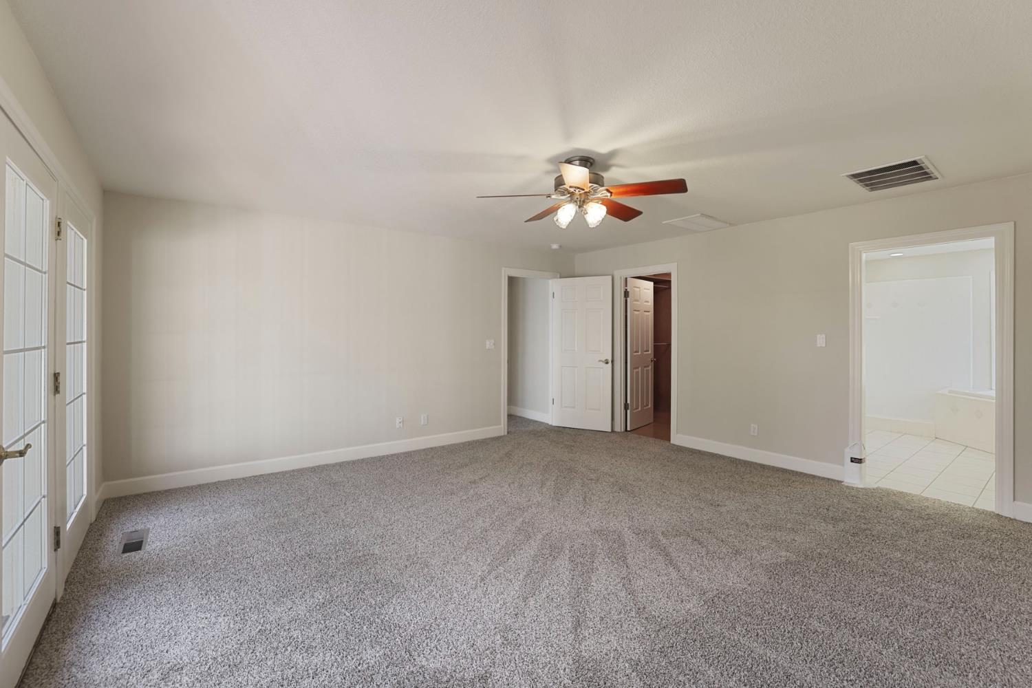 10009 Country Oak Ct, Oakdale, CA 95361