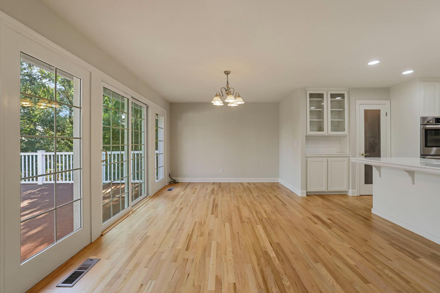 10009 Country Oak Ct, Oakdale, CA 95361