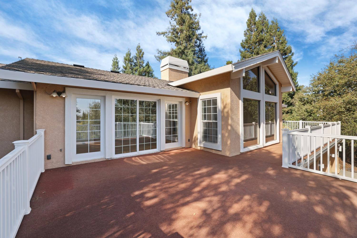 10009 Country Oak Ct, Oakdale, CA 95361