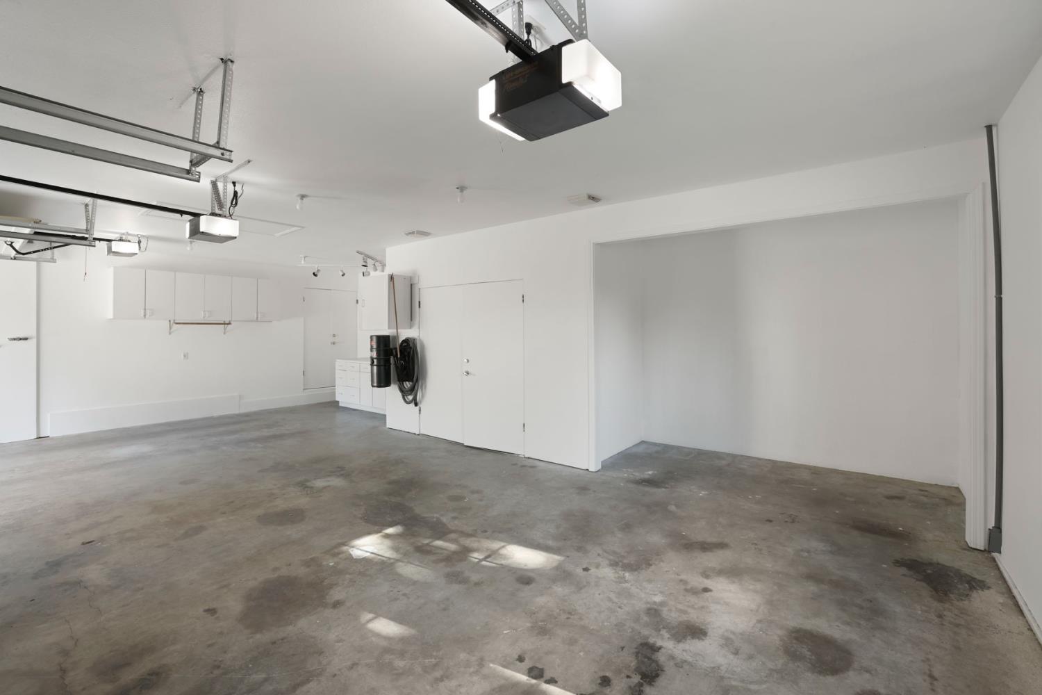 10009 Country Oak Ct, Oakdale, CA 95361
