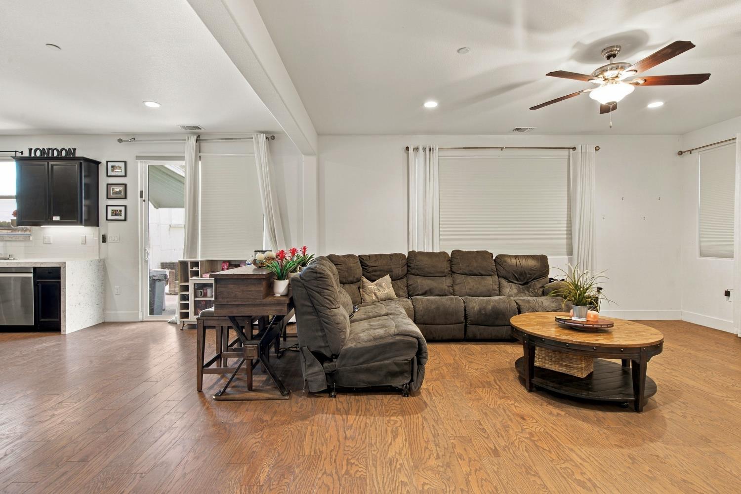 1655 Cady Ln, Ripon, CA 95366