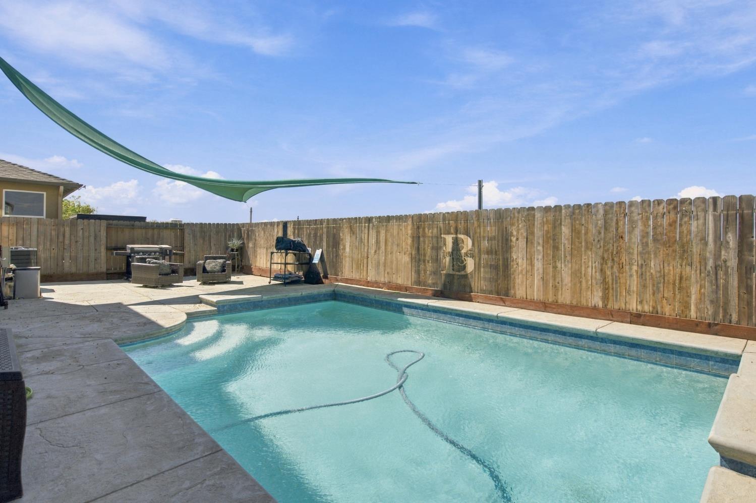 1655 Cady Ln, Ripon, CA 95366