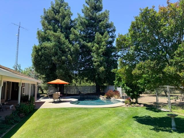 4331 E Service Rd, Ceres, CA 95307