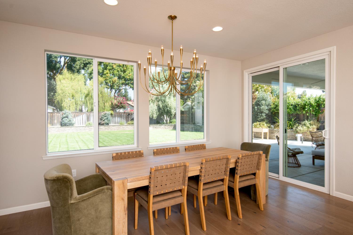 333 Franklin Ln, Ripon, CA 95366