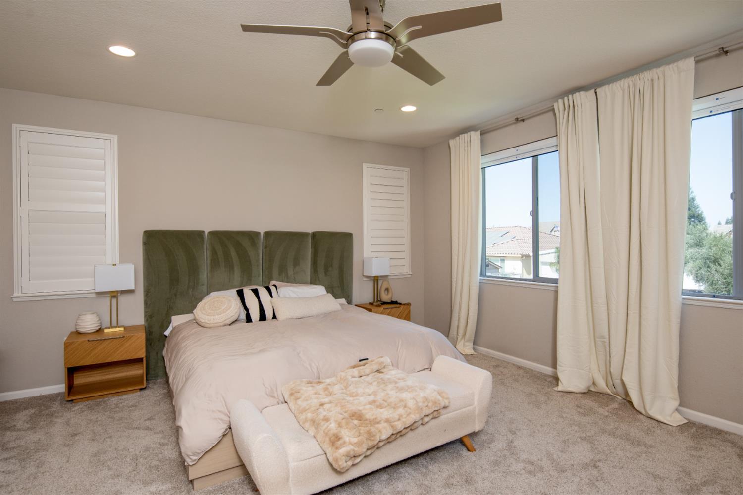 333 Franklin Ln, Ripon, CA 95366